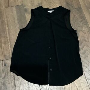 American Eagle Outfitters Black Sleeveless Button-Front Top